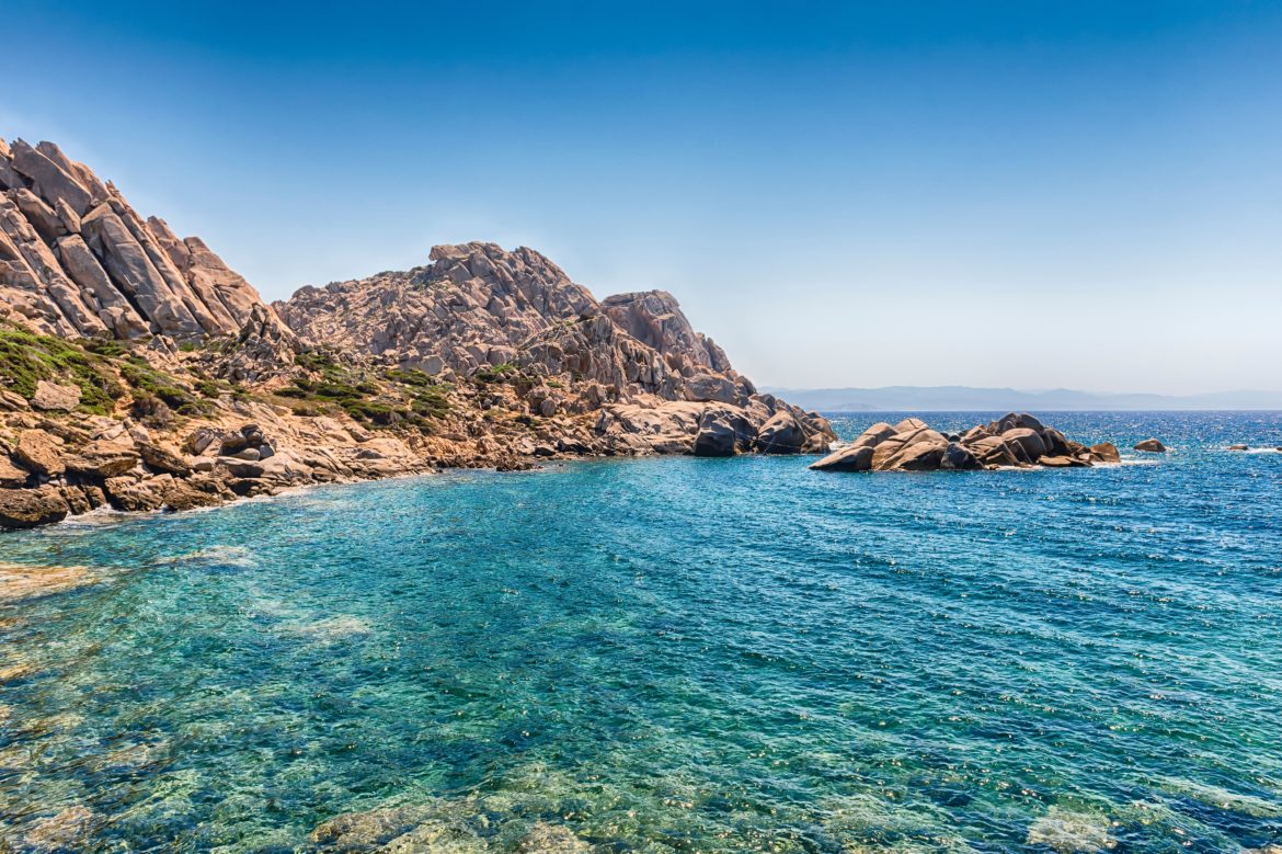 The,Beautiful,Moon,Valley,(or,Valle,Della,Luna),,Beach,Dotted